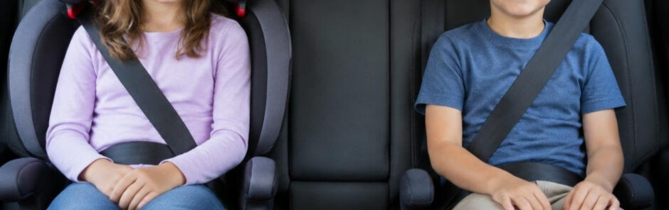 Comparison of high-back booster seat and backless booster seat